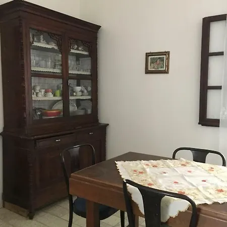 Usai * سولاناس